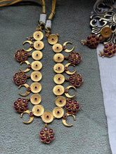 Load image into Gallery viewer, Statement vintage style necklace set in silver 925 & gold polish