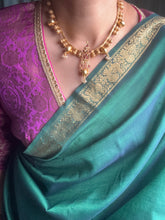 Load image into Gallery viewer, Vintage style statement necklace