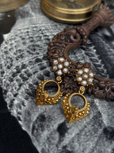 Load image into Gallery viewer, Vintage style (925 silver) earrings in gold polish