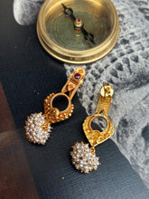 Load image into Gallery viewer, Vintage style (925 silver) earrings in gold polish
