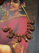 Load image into Gallery viewer, Classic style mango necklace