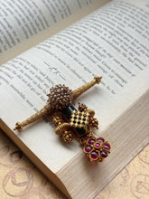 Load image into Gallery viewer, Gold polished, vintage style pendant in silver 925