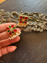 Load image into Gallery viewer, 92.5 gold polish silver earrings