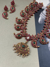 Load image into Gallery viewer, Statement kundan work mango necklace set with earrings (comes with an adjustable threadwork )
