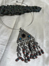 Load image into Gallery viewer, Contemporary vintage silver pendant hasli 2