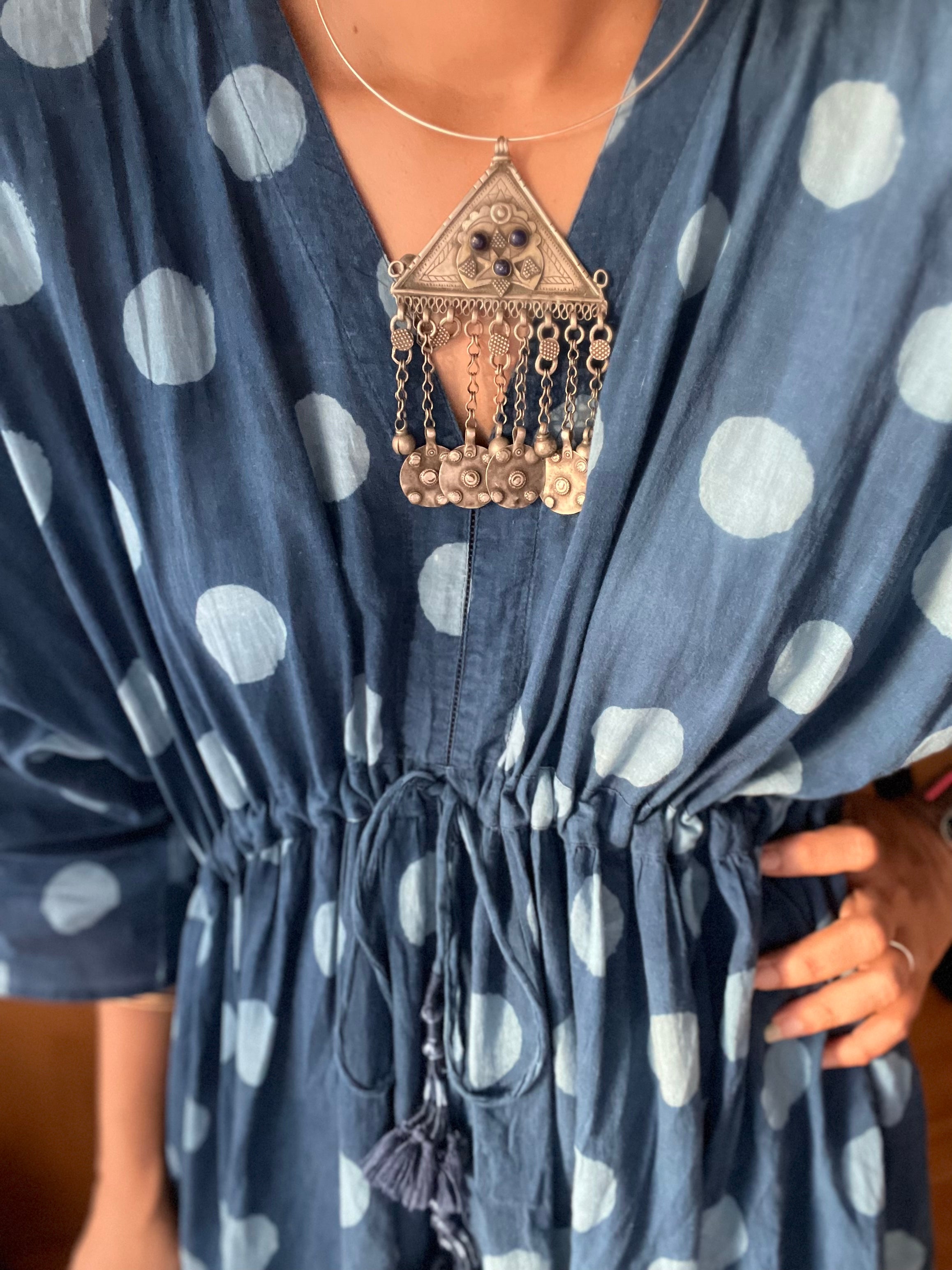 Contemporary vintage silver pendant hasli 3 Potpourri Studio