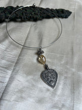 Load image into Gallery viewer, Contemporary vintage silver pendant hasli 10