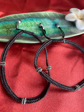Load image into Gallery viewer, Thread Anklet -7