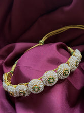 Load image into Gallery viewer, Gajra Pearl choker in silver & pearls