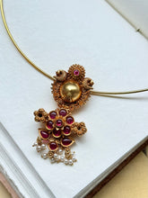 Load image into Gallery viewer, Vintage style pendant in silver 925 and gold polish
