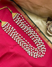 Load image into Gallery viewer, Multilayered Pearl Necklace in silver 925 and gold polish