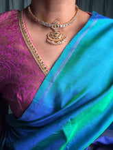 Load image into Gallery viewer, Vintage style statement attigai with cut stones in 925 silver