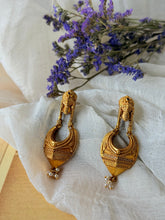 Load image into Gallery viewer, Vintage style statement earrings in sliver 925 in gold polish