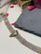 Load image into Gallery viewer, Kundan and pearl choker in silver 925