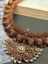 Load image into Gallery viewer, Statement mango necklace with earrings in silver 925 and gold polish