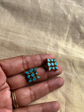 Load image into Gallery viewer, Turquoise Earrings