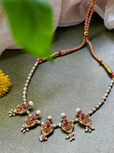 Load image into Gallery viewer, Pearl & silver necklace