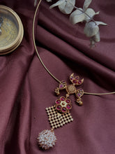 Load image into Gallery viewer, Vintage style pendant in silver 925 and gold polish