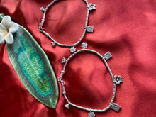 Load image into Gallery viewer, Silver anklets-Balinese