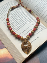 Load image into Gallery viewer, Coral necklace in silver 925 and gold polish