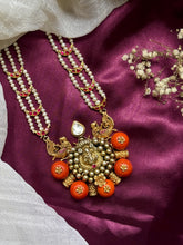 Load image into Gallery viewer, Statement vintage style nagru coral necklace