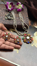 Load image into Gallery viewer, Statement Navarathna pendant necklace set