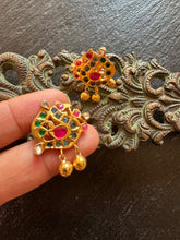 Load image into Gallery viewer, 92.5 gold polish silver earrings