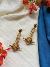 Load image into Gallery viewer, Vintage style statement earrings