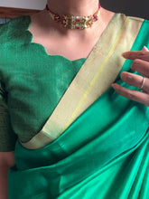 Load image into Gallery viewer, Meenakari Kundan choker with thread work