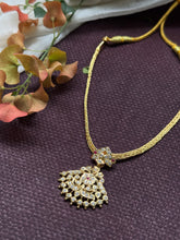 Load image into Gallery viewer, Gold polish classic adigai necklace in silver 925