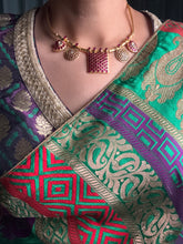 Load image into Gallery viewer, Classic timeless vintage style necklace and earrings 1