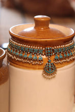 Load image into Gallery viewer, Feroza choker necklace with earrings