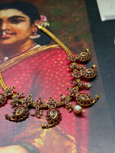 Load image into Gallery viewer, Classic style mango necklace