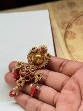 Load image into Gallery viewer, Vintage style pendant in silver 925 and gold polish