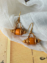 Load image into Gallery viewer, Vintage style statement earrings in sliver 925 in gold polish