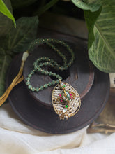 Load image into Gallery viewer, One of a kind kundan pearl pendant necklace