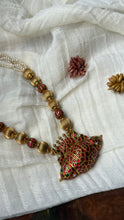 Load image into Gallery viewer, Statement kundan necklace