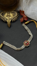 Load image into Gallery viewer, One of a kind pearl choker