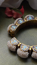 Load image into Gallery viewer, Festive Meenawork Gajra bangle (Made on order)