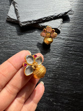 Load image into Gallery viewer, Silver 92.5 gold polish kundan dolki earrings