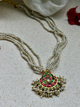 Load image into Gallery viewer, Pearl bunch necklace