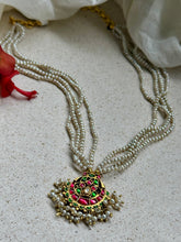 Load image into Gallery viewer, Pearl bunch kundan necklace 4