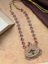 Load image into Gallery viewer, Vintage style swan necklace with cut stones