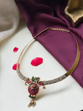 Load image into Gallery viewer, Statement vintage style pearl hasli