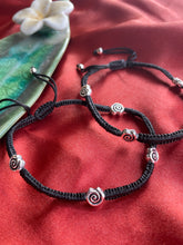 Load image into Gallery viewer, Thread Anklet -2