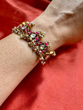 Load image into Gallery viewer, Ruby red kundan bracelet/Ponchi