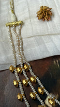 Load image into Gallery viewer, Multilayered pearl necklace