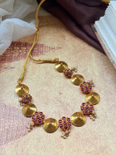 Load image into Gallery viewer, Statement vintage style necklace with earrings in silver 925 and gold polish