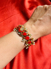 Load image into Gallery viewer, Coral bird bracelet/Ponchi
