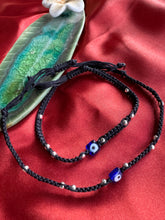 Load image into Gallery viewer, Thread Anklet -5
